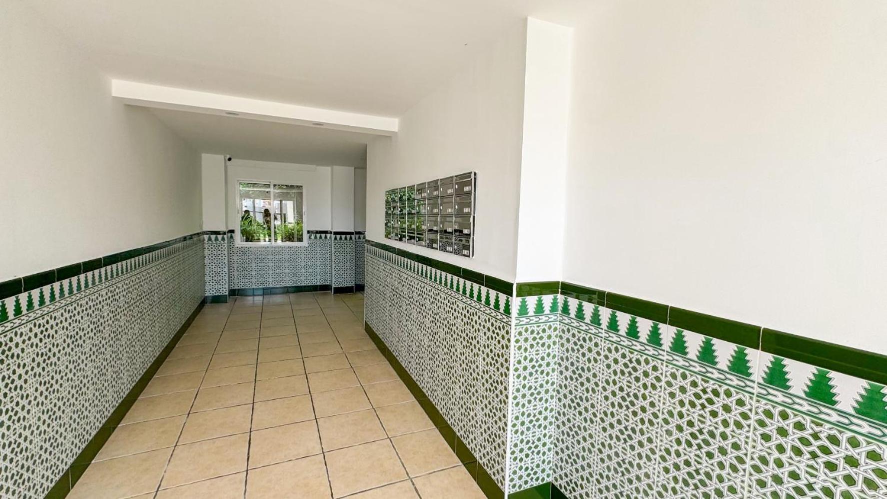 Hawaii 1St Floor Burriana, Nerja Appartement Buitenkant foto