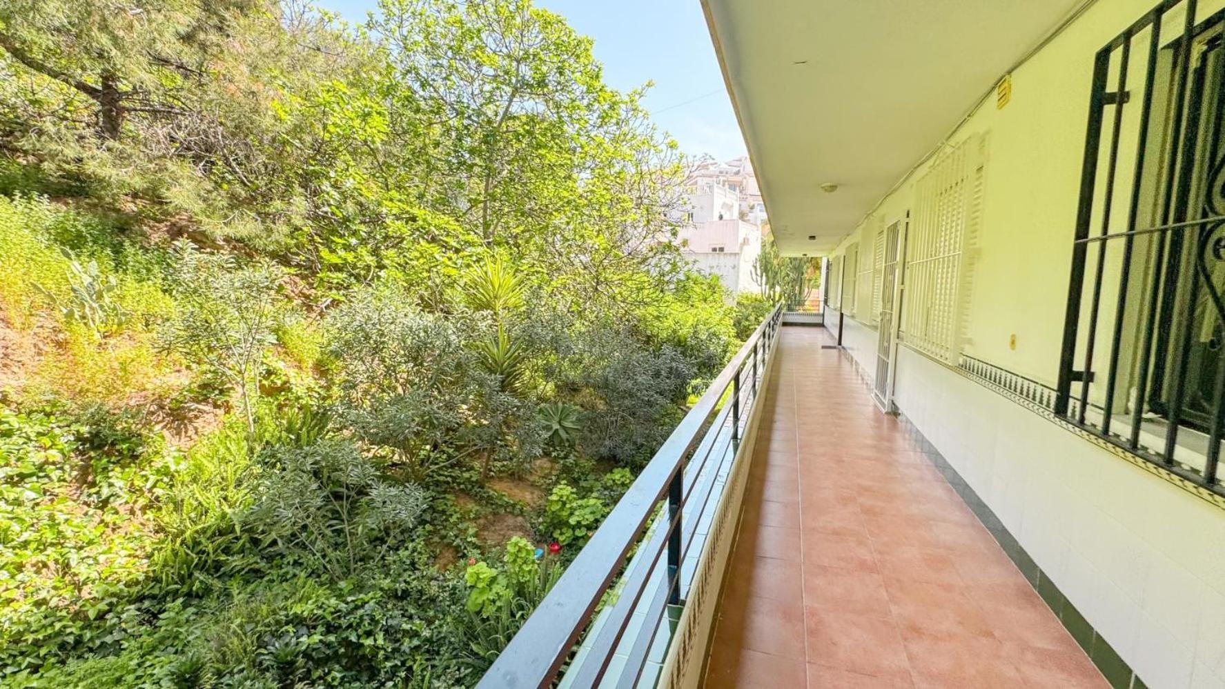 Hawaii 1St Floor Burriana, Nerja Appartement Buitenkant foto